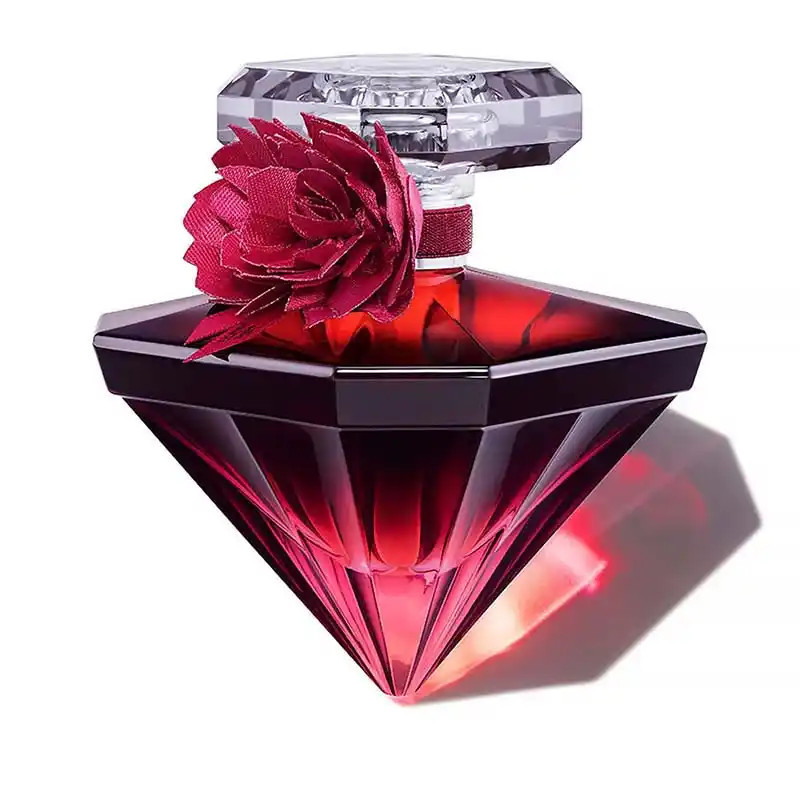 LA NUIT TRÉSOR INTENSE EAU...